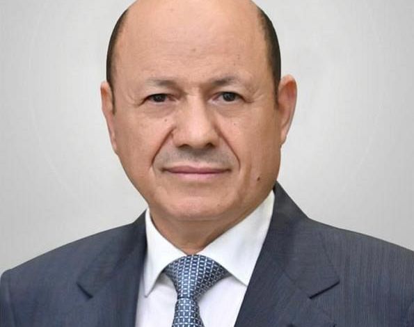 الرئيس العليمي يحيي صمود المرأة اليمنية